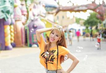 原图巧妙藏匿，套图完美演绎爱丝的独特气质