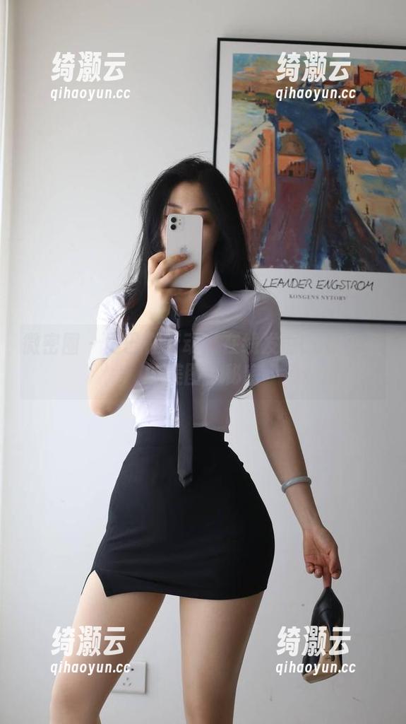 微密圈 - 尾巴在行动！在线发掘Cool文茜的美图小秘密