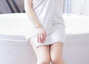 GIRLT果团网 – 尹意纯的学妹写真，谁规定校园不可以“色”？