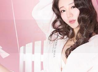 GIRLT果团网 – 王语纯的死库水思想：一场私拍图集的即兴创作之夜