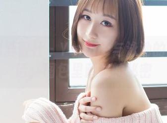 IMiss爱蜜社 – Yannie与泳池的私密对话：图包里藏着的秘密