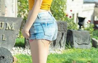 IMiss爱蜜社 – 九尾ivy的奶牛写真，谁说牛不能翩翩起舞？