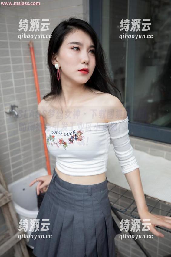MSLASS梦丝女神 - 下载图集前提醒：玥玥的旗袍会引发工业区小浪潮，不信来试试！