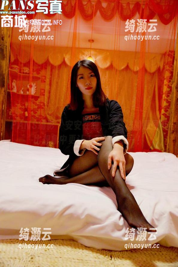 PANS摄影-安安 PANS摄影 - 安安在线,这丝袜的原图可比想象中更让人眼前一亮~!