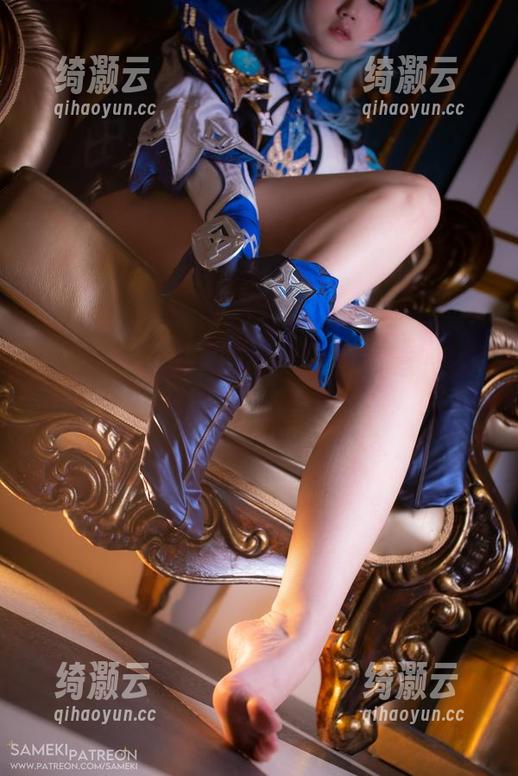 Sameki 跳进蓝色的漩涡里:Sameki的浦和花子COS套图,心脏怦怦直跳!