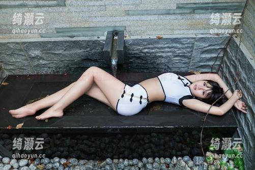TuiGirl推女郎 - 王馨瑶的瑜伽美图，这样个儿岂不是被天使选中？