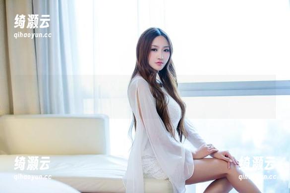 TuiGirl推女郎 - 修身又显瘦？王馨瑶最新比基尼套图，竟然还有穿搭技巧！