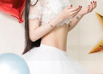 UGirls尤果网 – 位置很重要，倪叶腾的私拍图集，把某种剧情的高光时刻都捕捉到，真可以让人闲聊一整天。