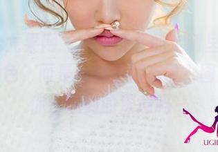 UGirls尤果网 – 在王谨轩的定制里，纯白不是颜色，而是一种生活态度？图片里有你没想到的深意吗～