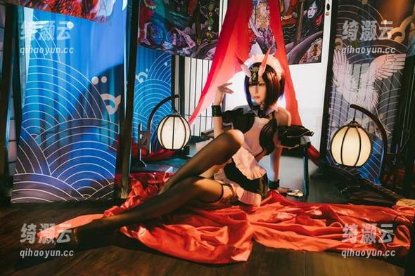 Vams子 快来圭丫,Vams子亲手打造的兔女郎自拍资源,真是萌到掉牙!