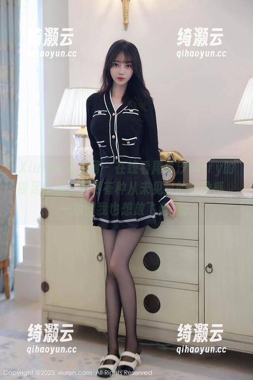 Xiuren秀人网 - 在线看周慕汐fairy的裸足作品，竟然有种从未见过的轻盈感，一瞬间我也想放飞自我。