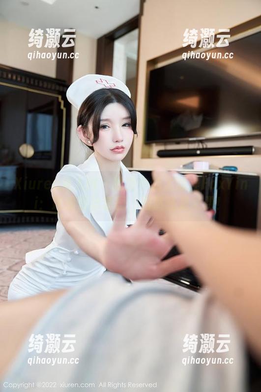 Xiuren秀人网 - 蜕变中的孟狐狸FoxYini：这组蕾丝套图，居然还是免费！