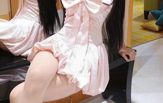 Xiuren秀人网 – 神奇的“岁小岁”浴室，高清图册就是这段施法的诡异旅程。