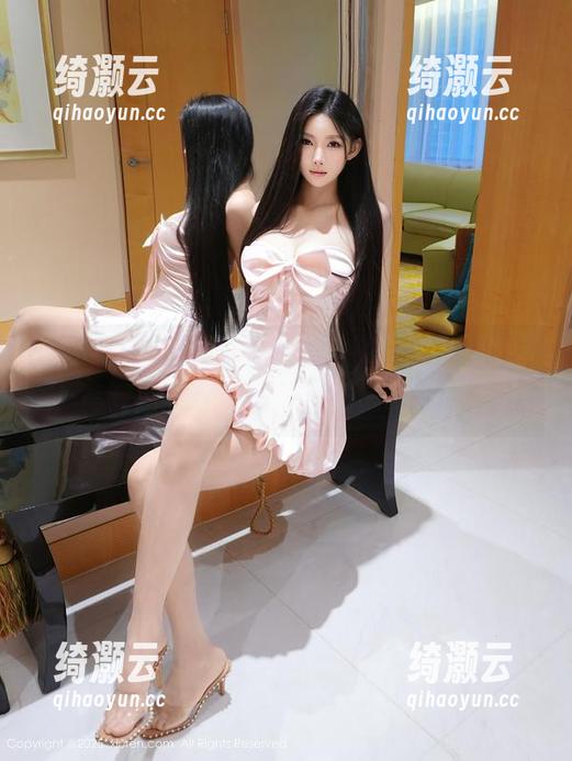 Xiuren秀人网-岁小岁 Xiuren秀人网 - 神奇的“岁小岁”浴室,高清图册就是这段施法的诡异旅程。