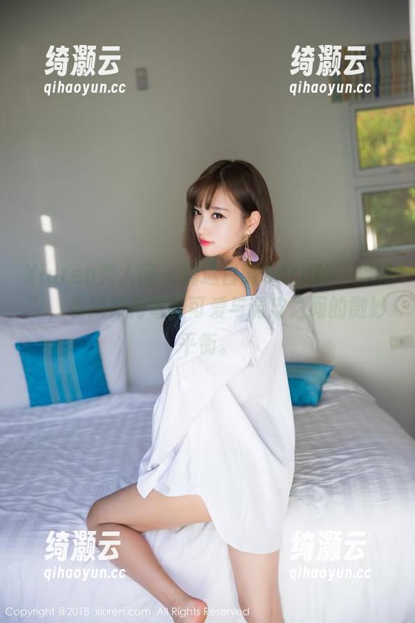Xiuren秀人网 - 精选白微Sera的“姐姐”，看她如何驾驭可爱与调皮之间的微妙平衡。