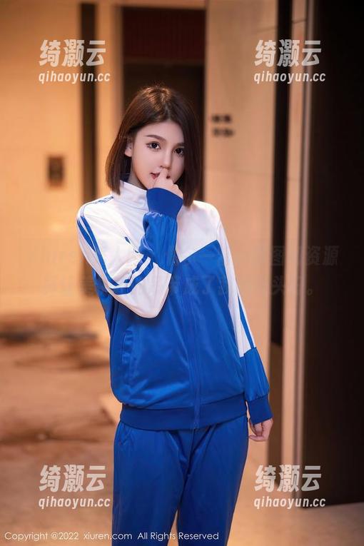 Xiuren秀人网 - 偶尔一瞥，原图和资源真让美桃酱的吊带成了我的心头好。