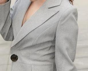 aiss – 索菲的和服写真：完美的陷阱，怎么好像不小心掉进去了一样。