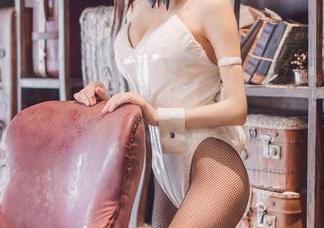 coser衣衣X·Alter的私房图集：越看越想，哦买噶！