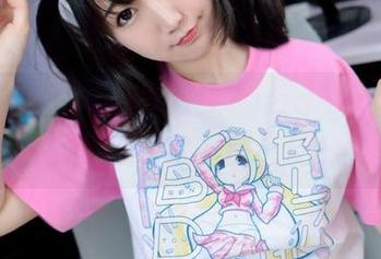 谁说为了资源不能放肆？nagisa魔物喵的少女COS就是那个反例！