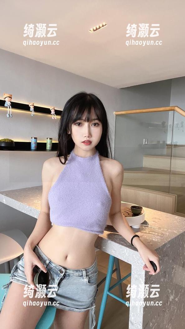 不呆猫 打卡不呆猫的性感秘书,福利图包里的猫咪也太萌了吧!
