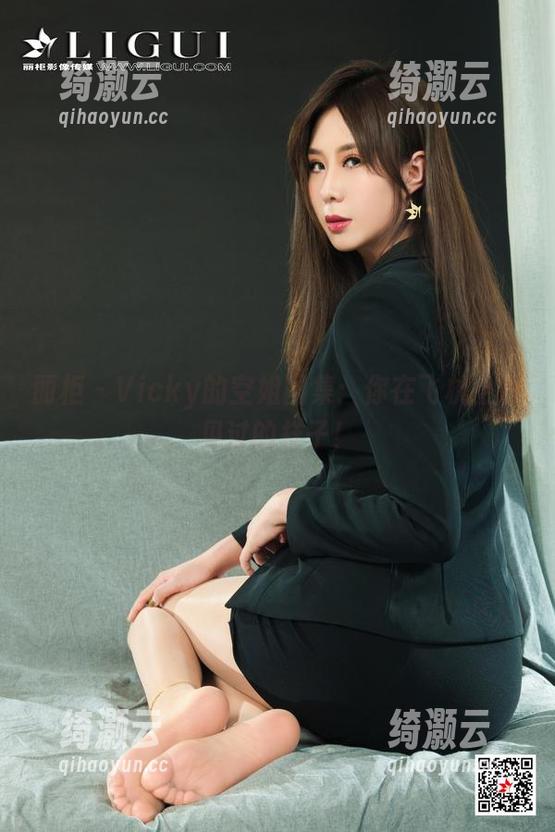 丽柜-vicky 丽柜 - Vicky的空姐图集:你在飞机上没见过的样子!
