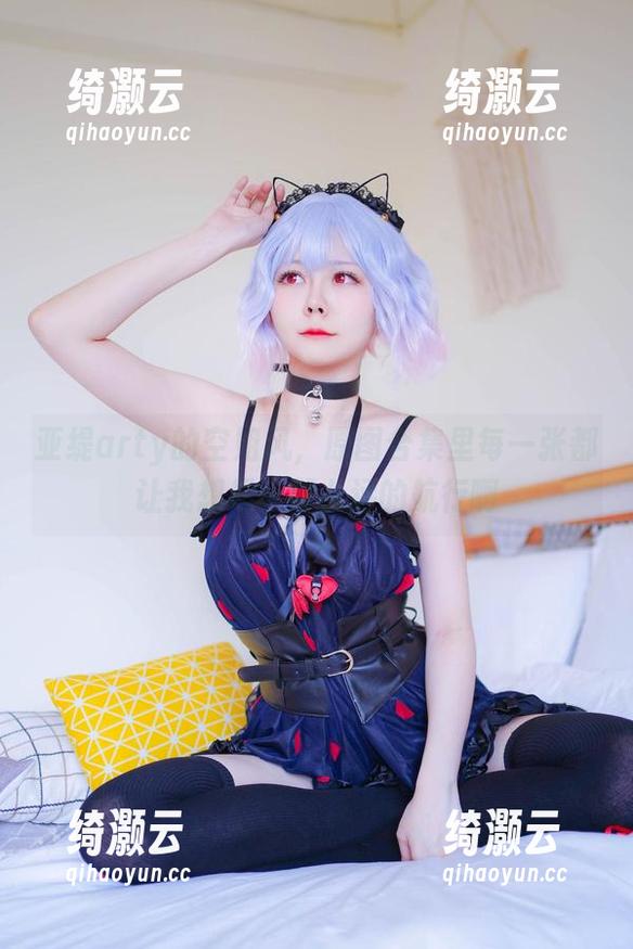 亚缇arty的空姐风，原图合集里每一张都让我想起…那么远的航行啊