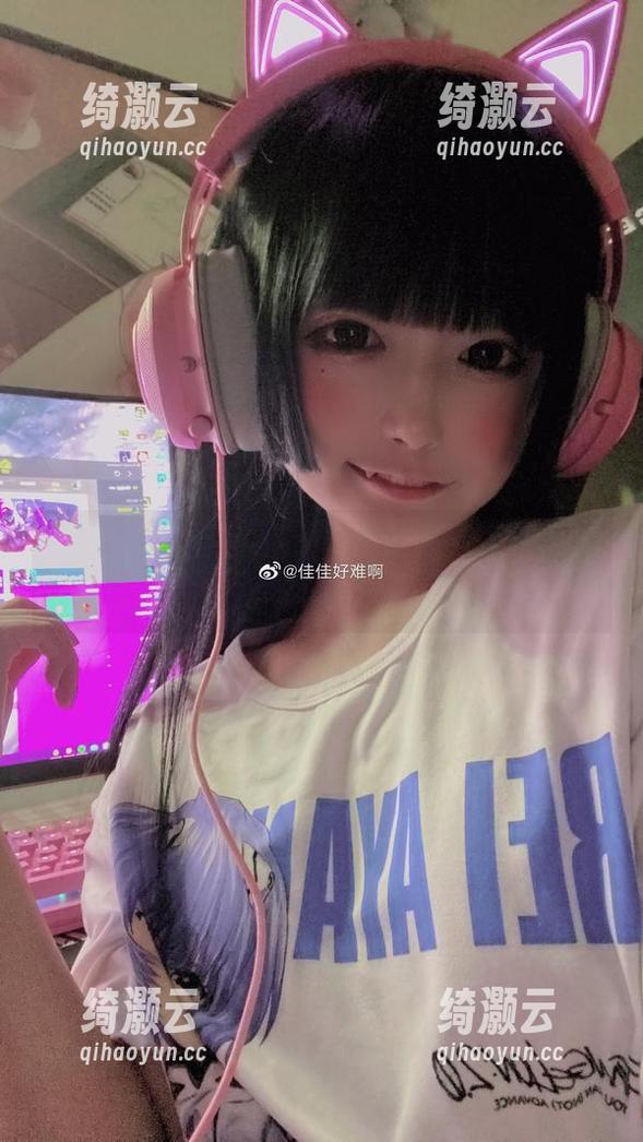佳佳酱ovo 无需安利!佳佳酱ovo的法式猫耳娘高清套图,看了就想养猫!