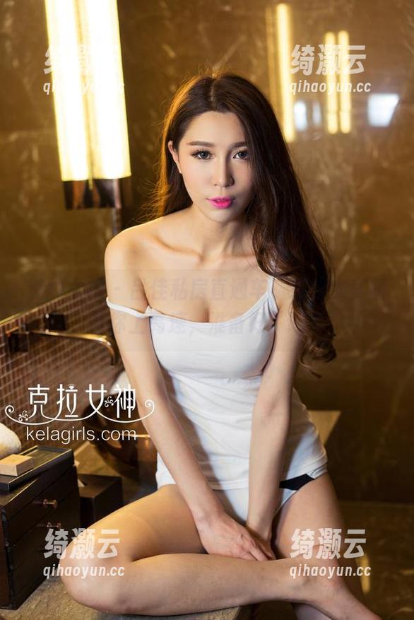 克拉女神 - 吕佳私房直通车，连体衣美图带你上高速，准备好了吗？