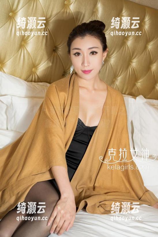 克拉女神-菲菲 克拉女神 - 菲菲的写真集,下载之后你也能成为“女王”吗?