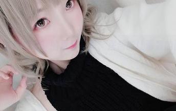 听说“名赖弥七”的夏日写真，居然能让清凉的西瓜失色