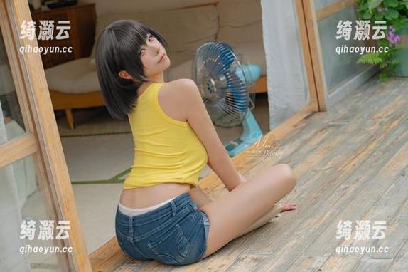 看呐，咬人小小兔献上福利图集，统统被碧蓝航线卷走啦！