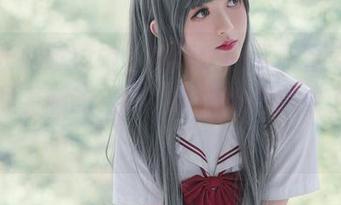 高清长腿眼镜娘，喵糖映画带你看美图，明明是看腿的，却意外把眼镜搞成了重点！