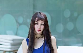 嗲囡囡 – Emily尹菲万圣节：资源满满，让你每次开门都像是中了万圣节的‘粽子’！