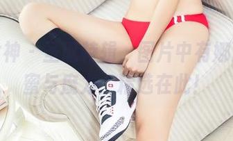 头条女神 – 圣诞特辑，图片中有娜露的甜蜜与魔力：精选在此！