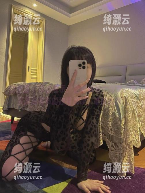 宋昱欣 微密圈 - 作品展示:定制的每个细节,宋昱欣对秘书的独特解读,谁能抵挡?