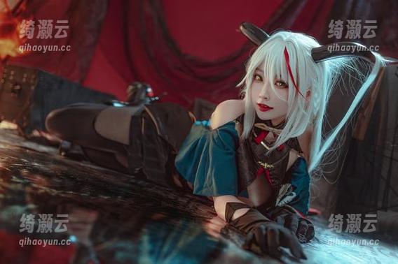 写真里面的女神：宫本樱和她的海伦娜礼服，哦，驱散心碎的魔法。