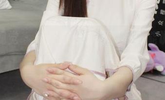 小众视觉 – 如果芳芳的定制写真能说话，它一定会有小秘密！