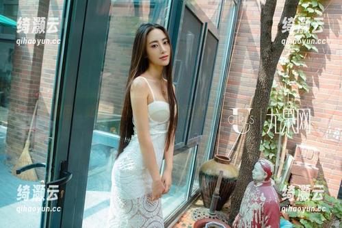 尤果网 - 此刻离不开游子熙的居家美图，太适合闲聊了
