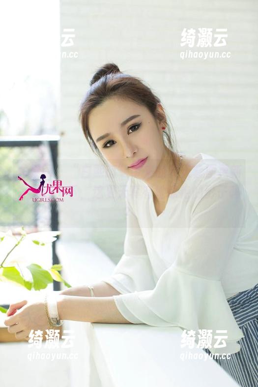 尤果网-白熙萌 尤果网 - “白熙萌”带来的夏天套图更新,畅想一下,这夏天真有她惊艳的影子吗?