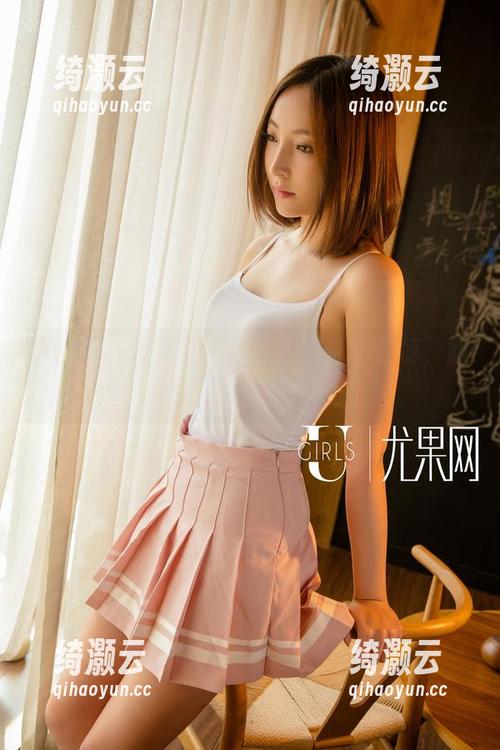 尤果网 - 美替修女：原图好像个天使，照片却像个派对女王