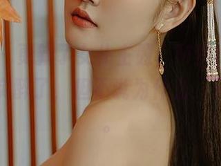 尤蜜荟 – 更新了女仆主题，M梦baby的原图确实醉了，但不说为什么，只是喜欢。