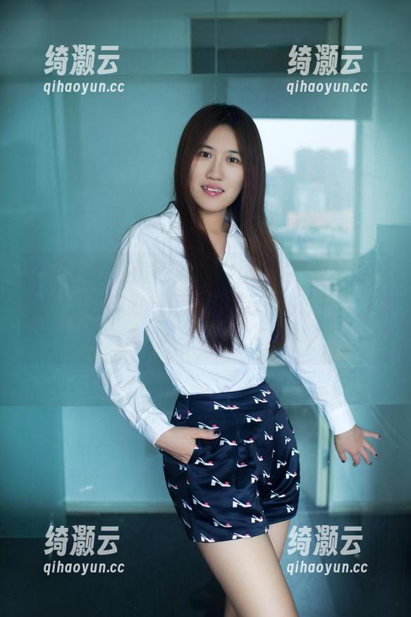 推女郎-Yu佳妮 推女郎 - 高清图册里的Yu佳妮,虽然是御姐,但我却好想用屏幕分享给朋友们,这种美震撼。