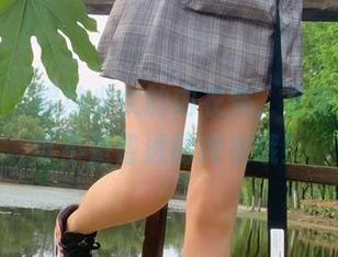 微密圈 – 提袜少女的内衣秀，更新中，这可不是普通的内衣哦！
