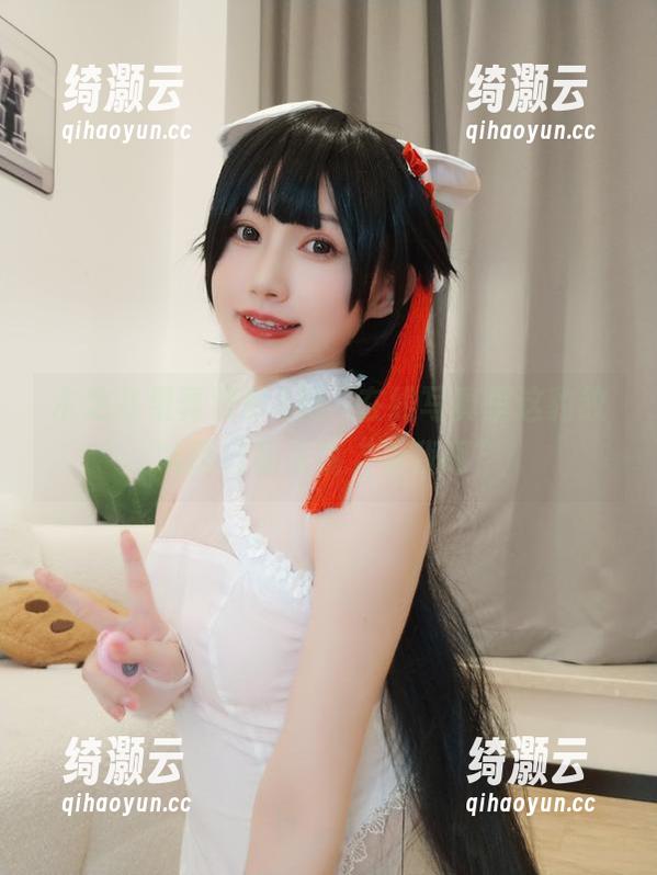 木之本果真爱粉3月，在线写真里这豹纹常服像是在说“看我啊”