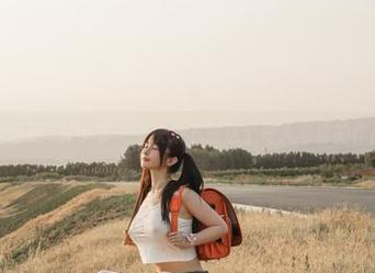 当巫女遇见桜井宁宁——快来下载这个令人心痒的作品集！