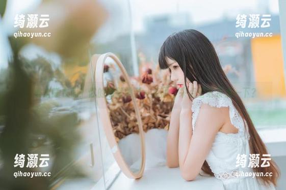 桜桃喵 桜桃喵睡衣照:你的墙壁需要一点甜,来点壁纸装点一下?