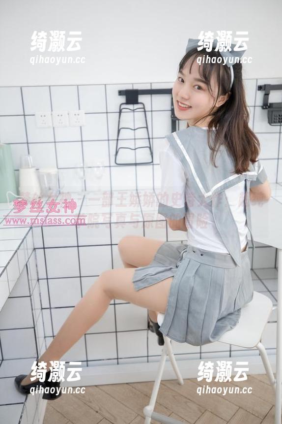 梦丝女神 - 一部王娇娇的史诗大作：超纯学院写真与原图的冒险
