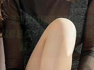 爱尤物 – 吴美溪的精选美图，只需一吻，曼蒂克就能送你直达人生巅峰。没错，巅峰为“哇噻”！