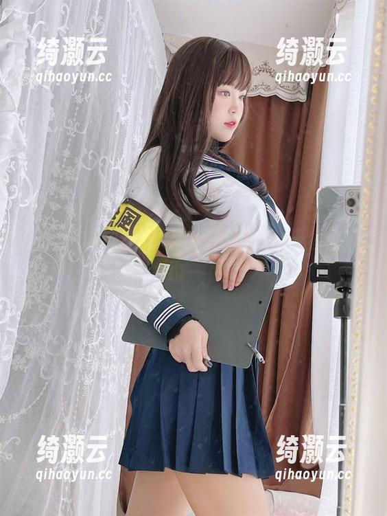 白烨烨的护士限定高清照片，今天也想预约一下