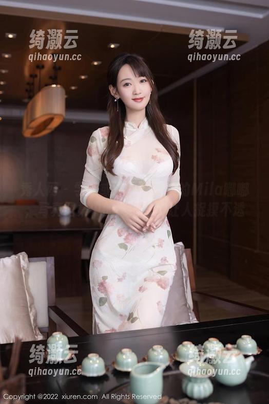 秀人网 - 学姐或许是最真实的Mila嘟嘟，写真图集中的小细节真让人捉摸不透